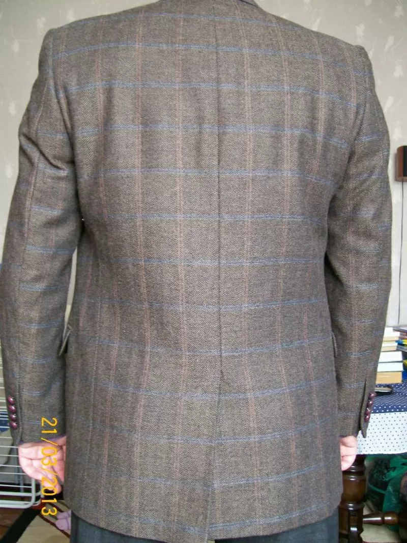 Продаю БОМБЕЗНЫЙ легкий шерстяной пиджак DI PIERRO 5