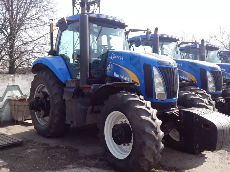 Продам трактор New Holland T8040