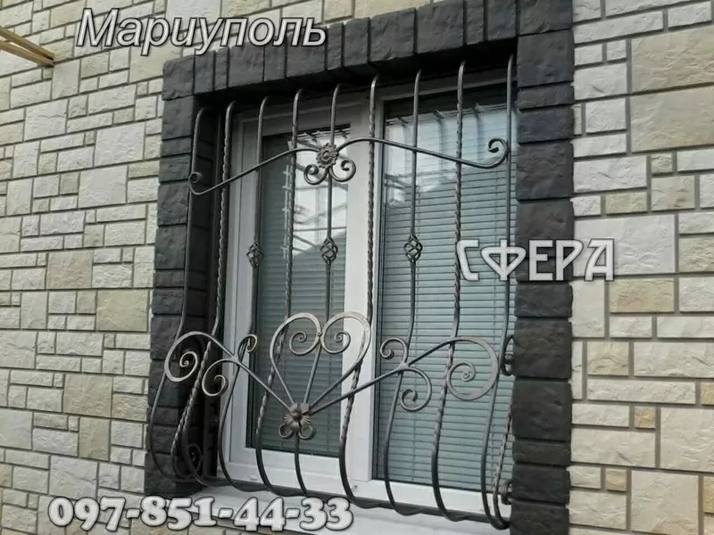 Металлические оконные решетки,  изготовление и установка решеток на окна,  художественная ковка под заказ. 2